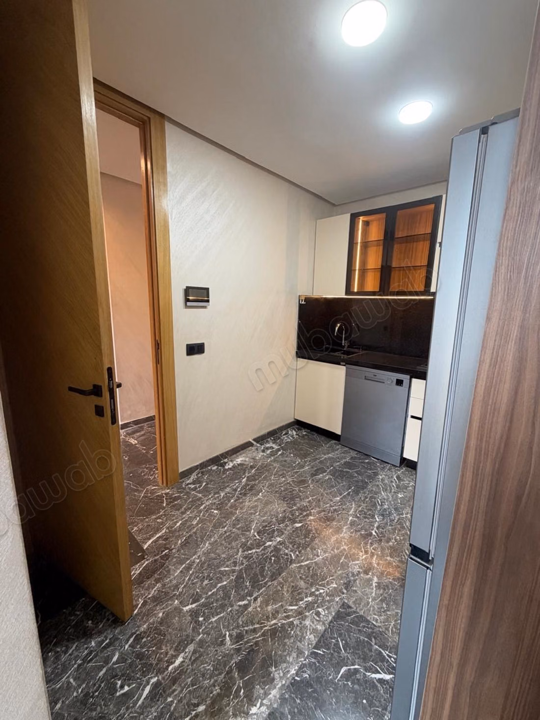Joli appartement 2 chambres vide location