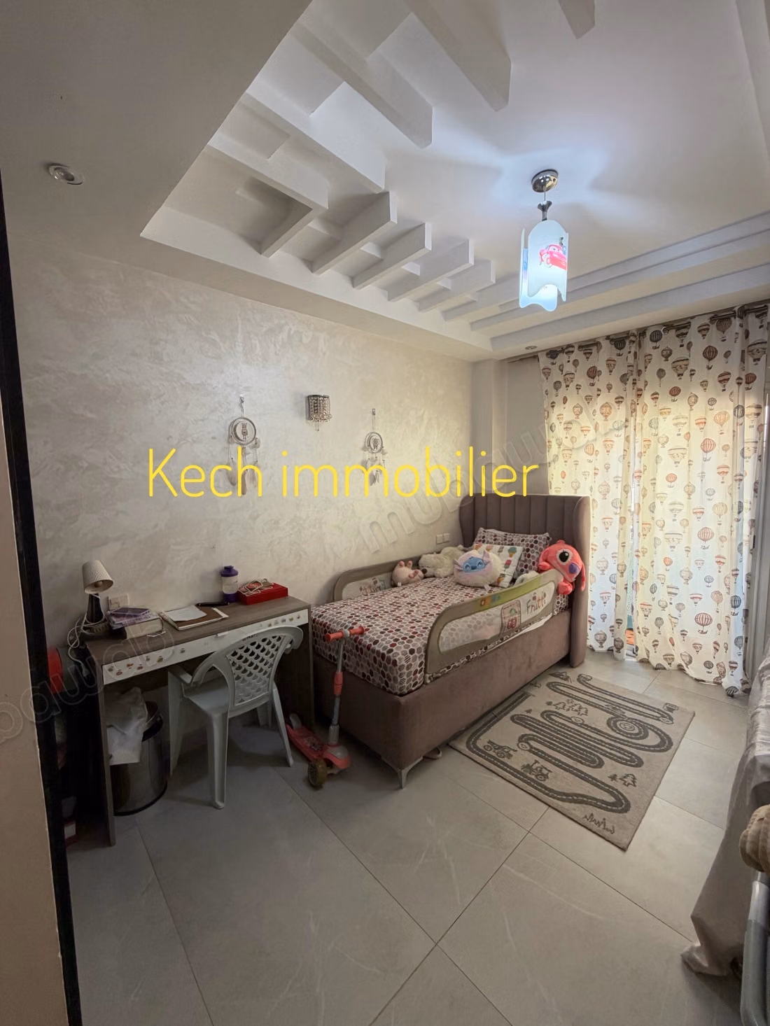 Sell apartment on Route de Safi. Total area 117 m². Parking and elevator