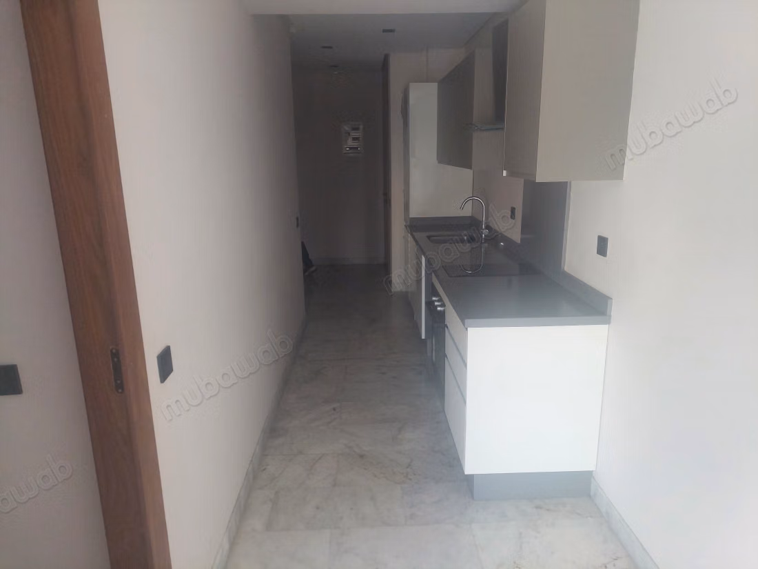 Affitta questo appartamento a Racine Extension. 3 camere confortevoli. Ascensore e terrazza