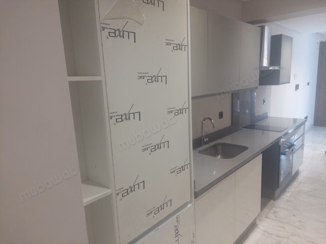 Affitta questo appartamento a Racine Extension. 3 camere confortevoli. Ascensore e terrazza