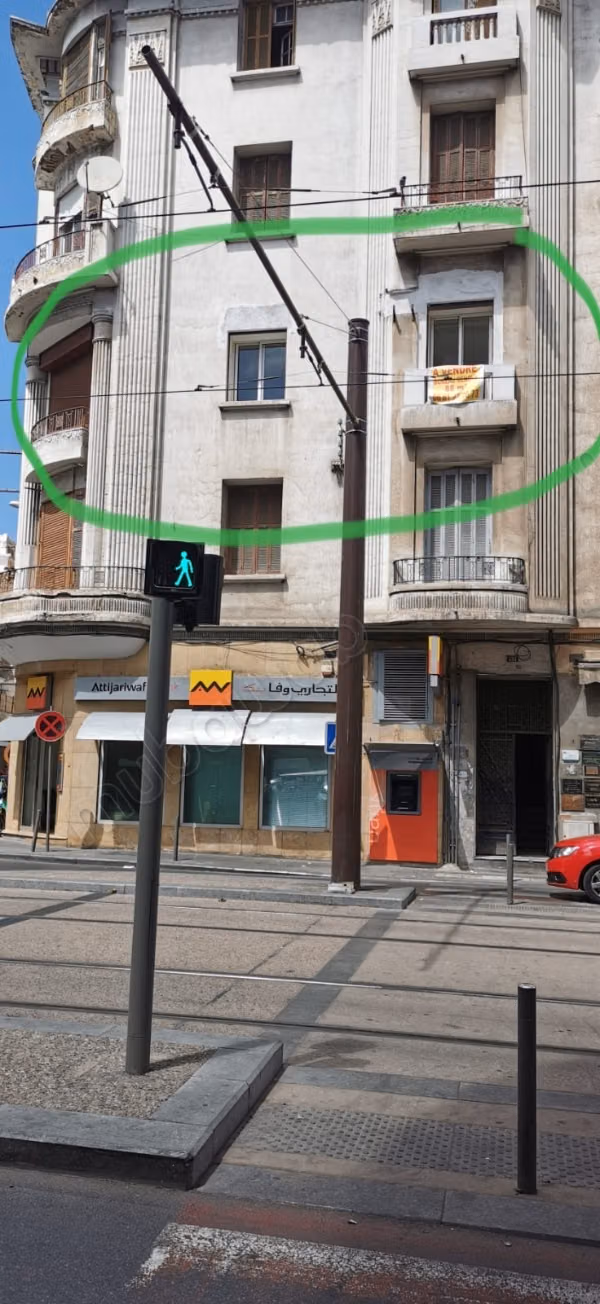 Bureau lumineux rénové 88m2 
Rahal El Meskini