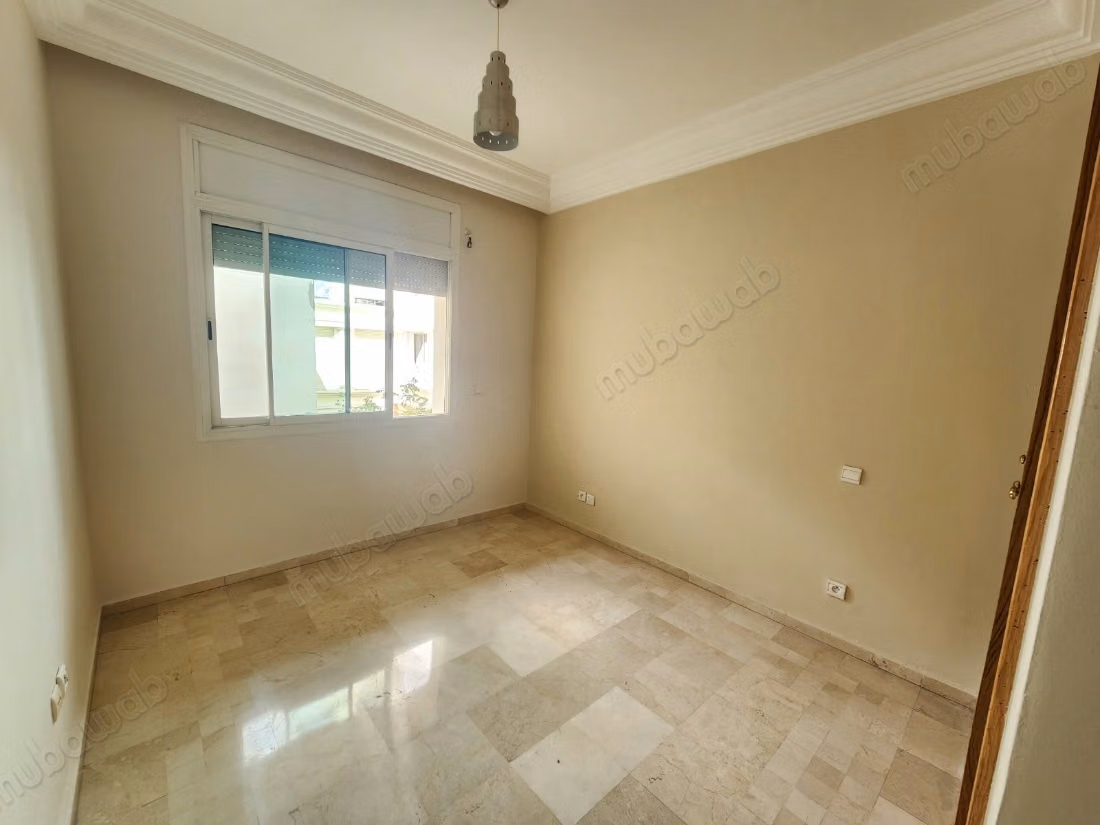 Appartement bien ensoleillé à louer plein Racine