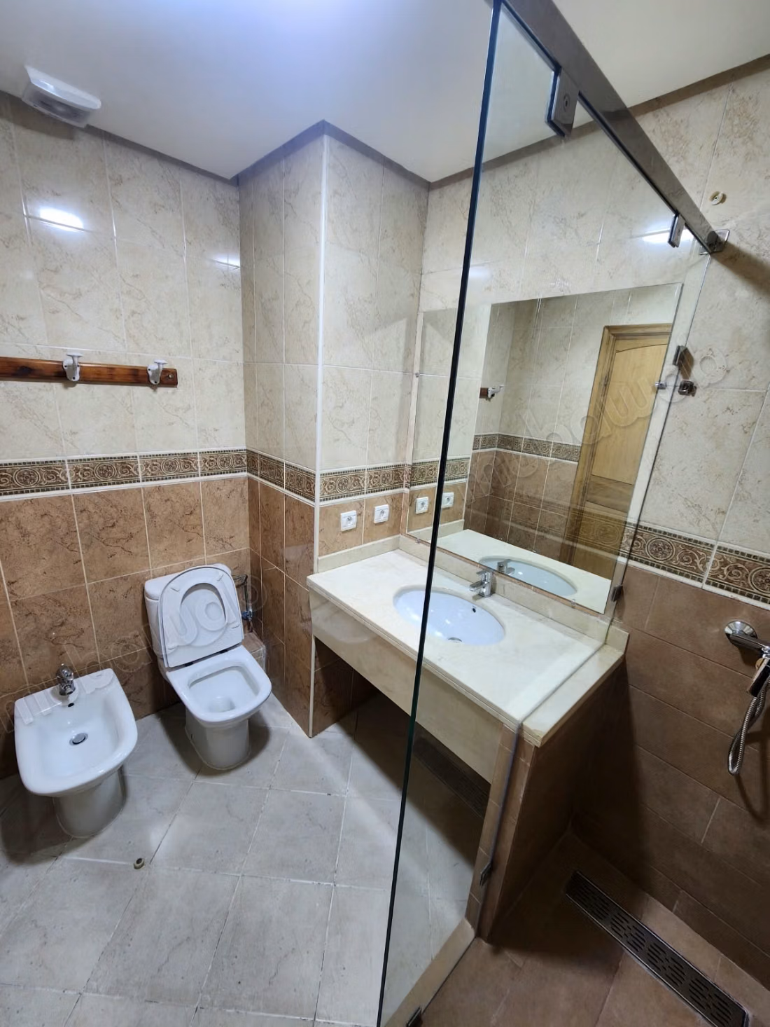 Appartement bien ensoleillé à louer plein Racine