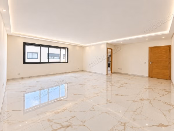 Appartement F3 vide à louer – Souissi, Rabat