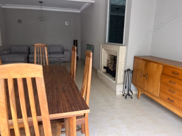 Racine: appartement à louer Meublé Surface totale 163 m². 3 chambres 3 salles de bain