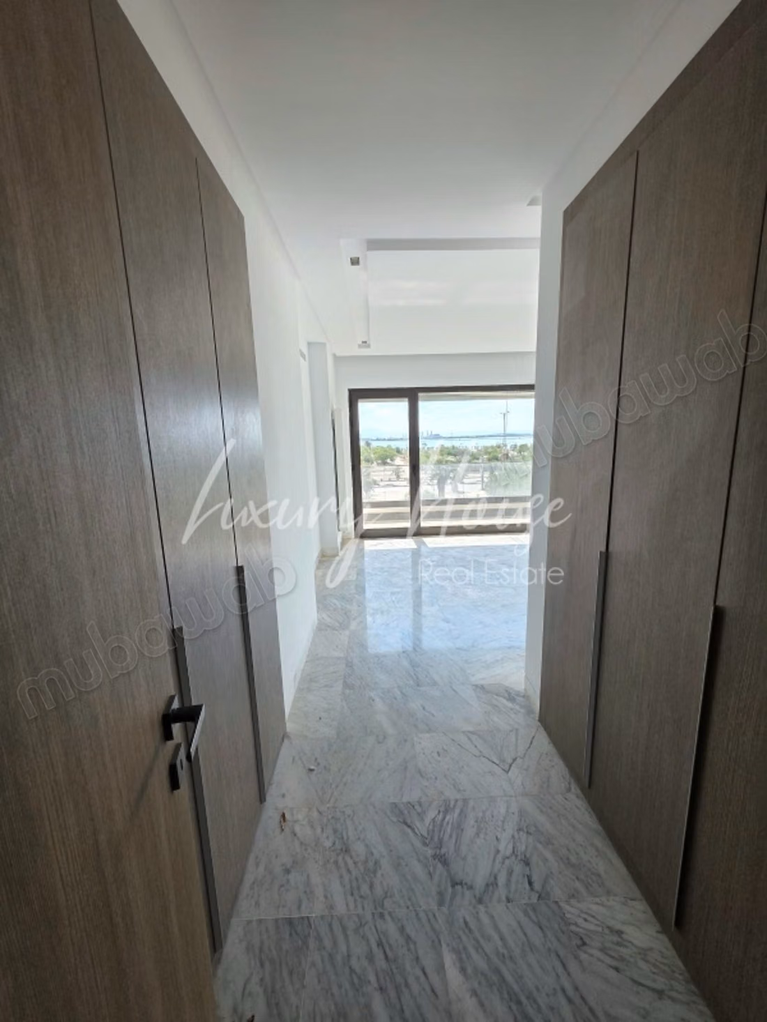 Superbo appartamento S4 con vista lago a Lac2