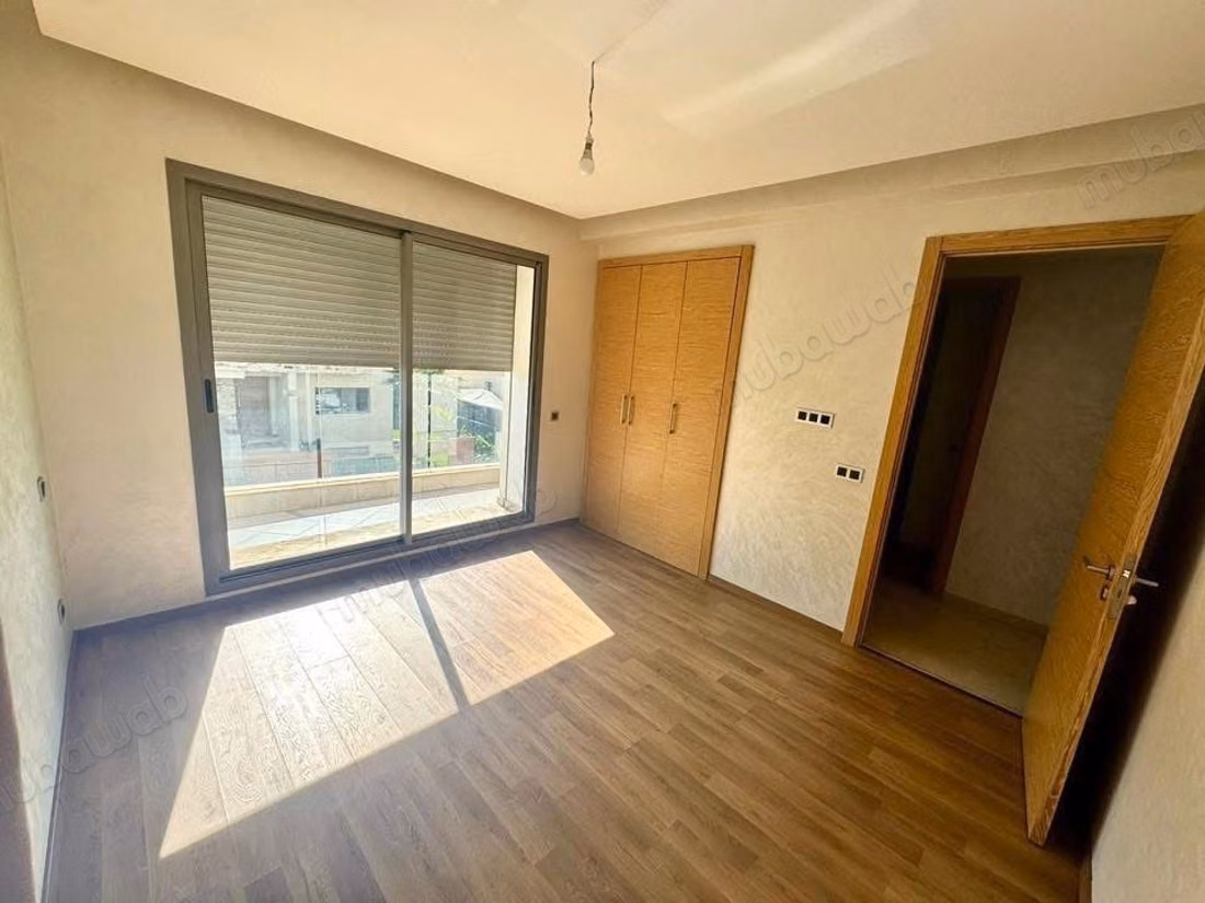 Stupenda villa con piscina nella residenza Anfa 3