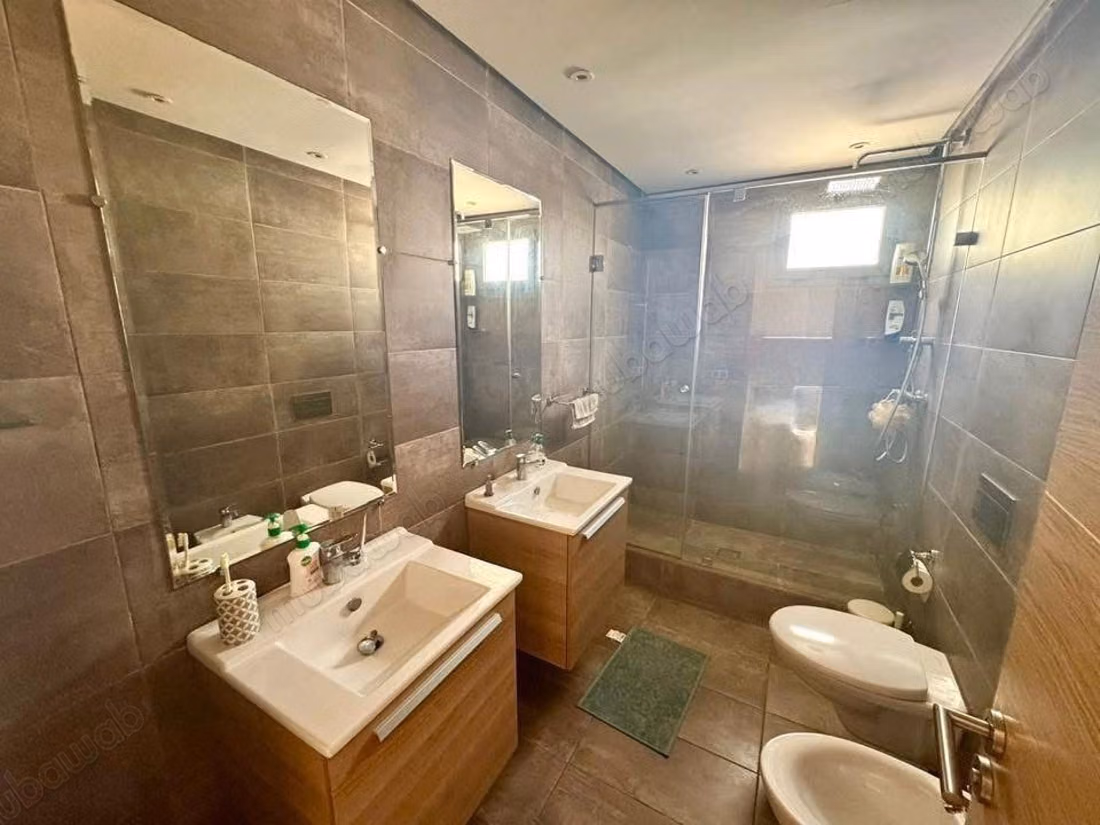 Stupenda villa con piscina nella residenza Anfa 3