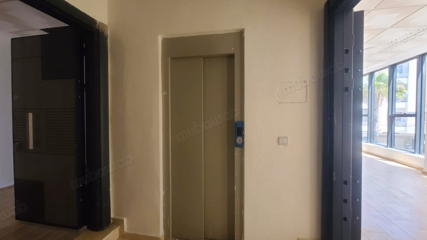 Sell offices in the center. Total area 60 m². With elevator