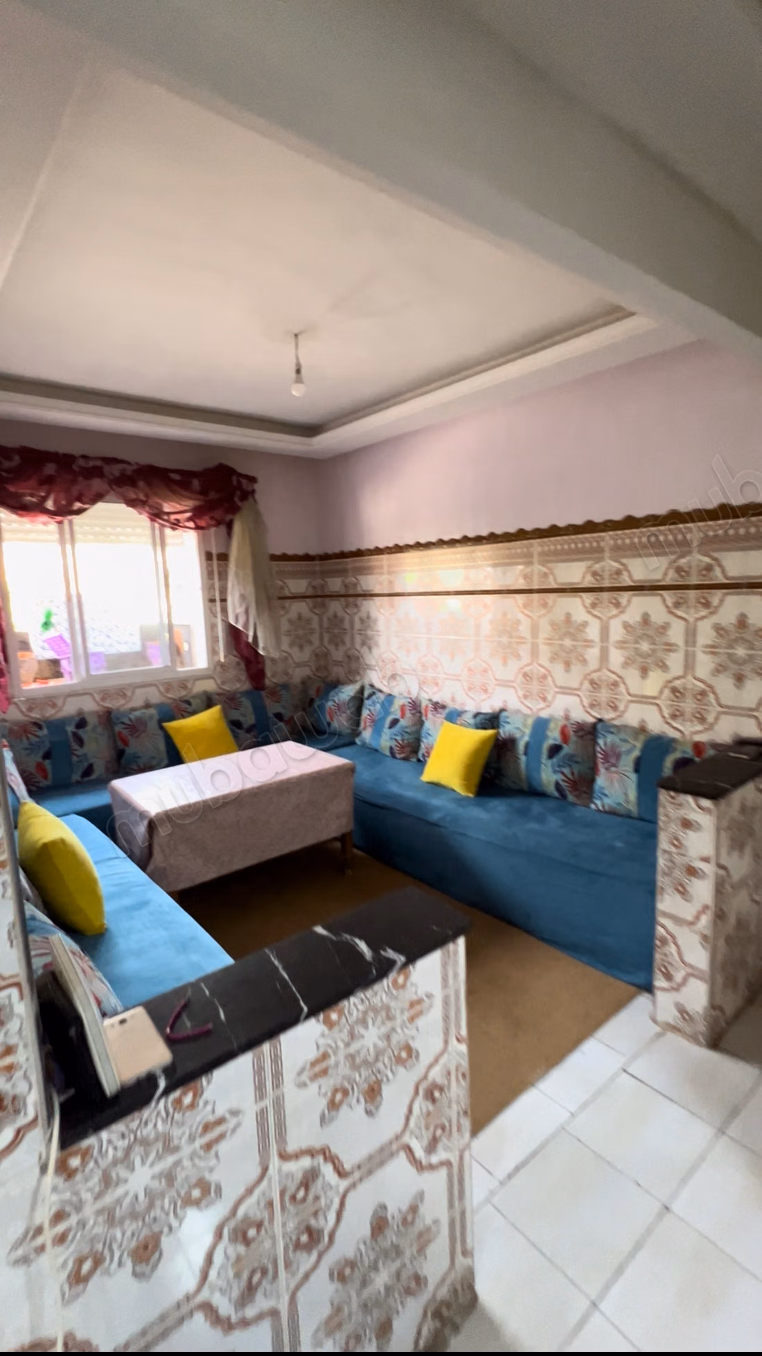 Appartement te koop in Oulfa. Oppervlakte 56 m². Traditionele Marokkaanse lounge, beveiligde residentie