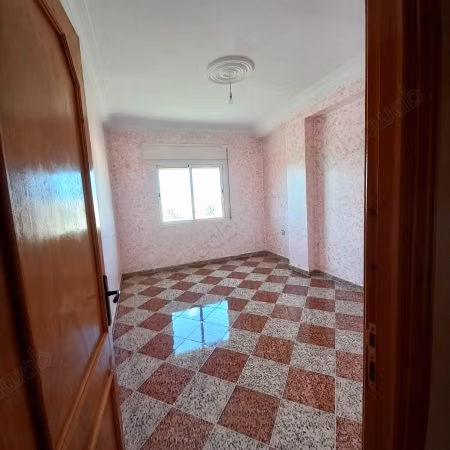 Verkoop van een mooi appartement in Tanja Balia. 78 meter. Lift. 100% verklaring