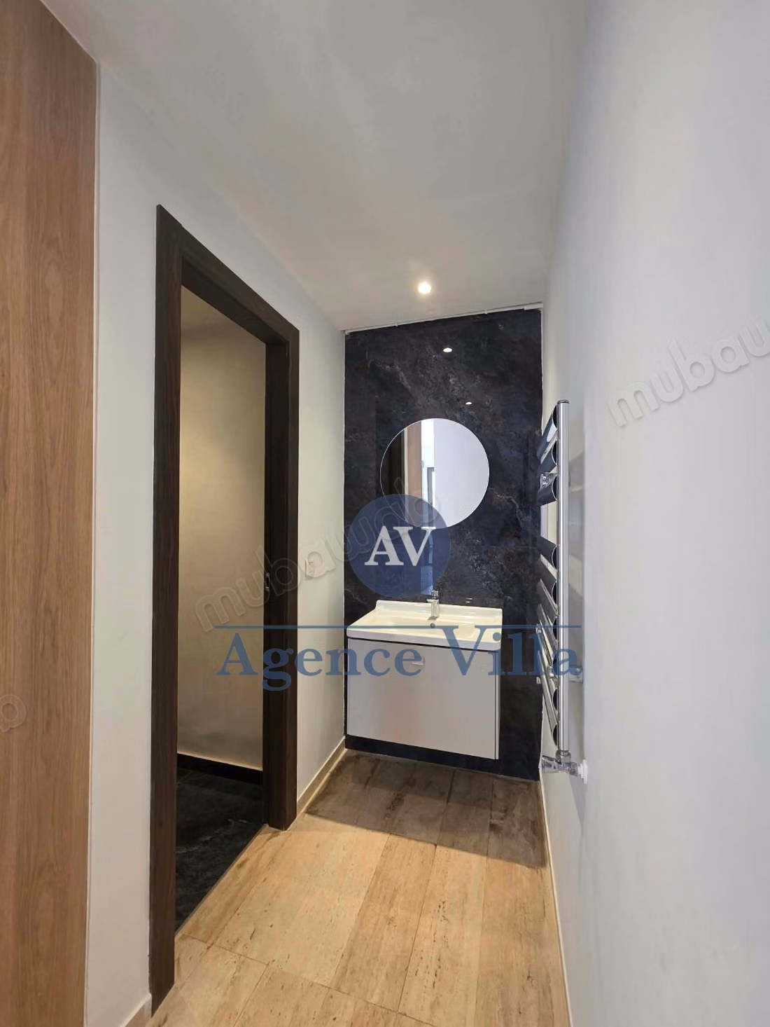 In affitto duplex S4 con piscina e vista mare
