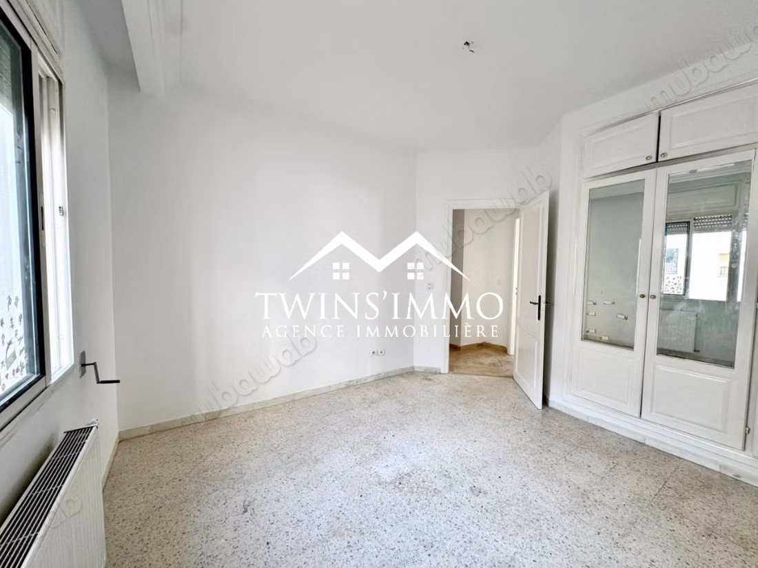 Appartement S2 à Cité les palmeraies