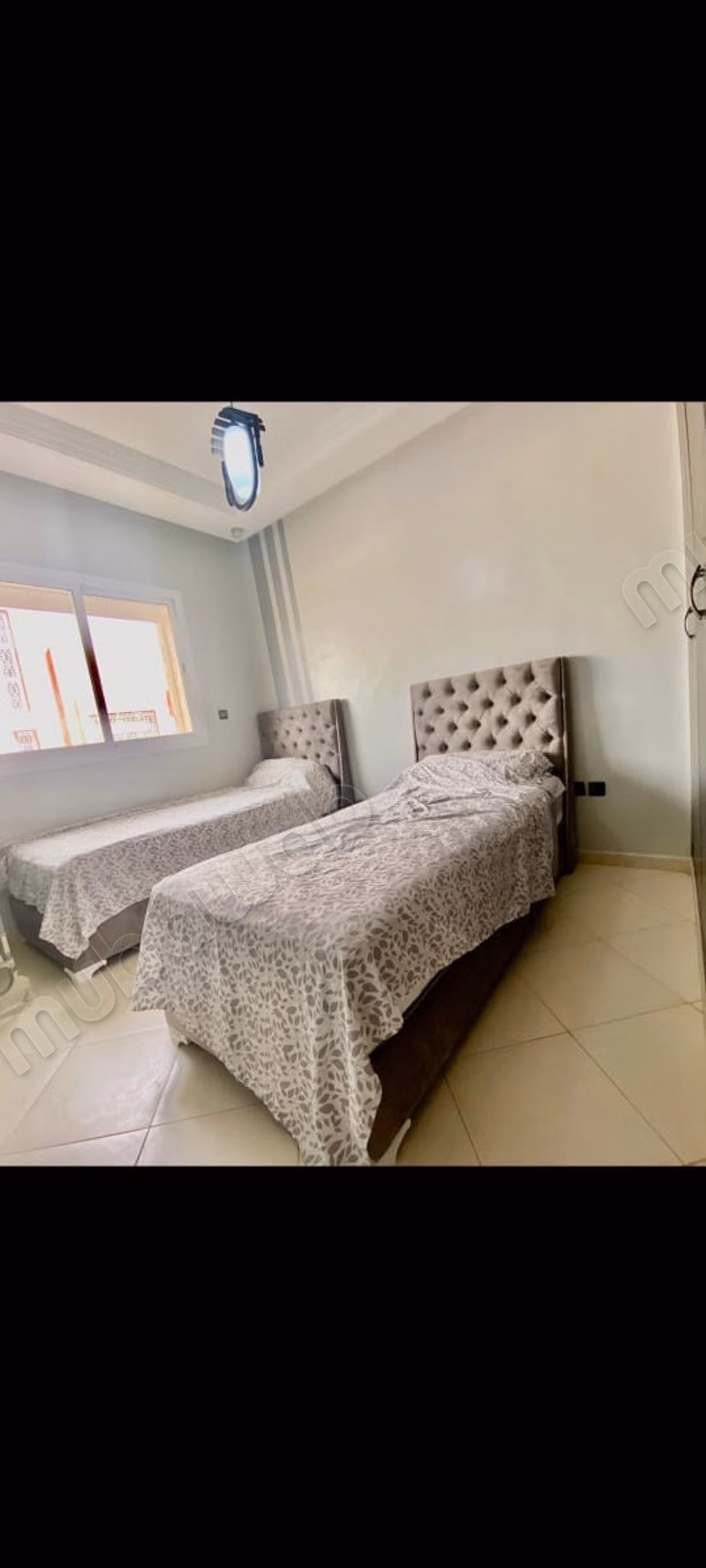 Sale of a beautiful apartment in Maamora. 10 comfortable rooms. Typical Moroccan lounge, secure residence