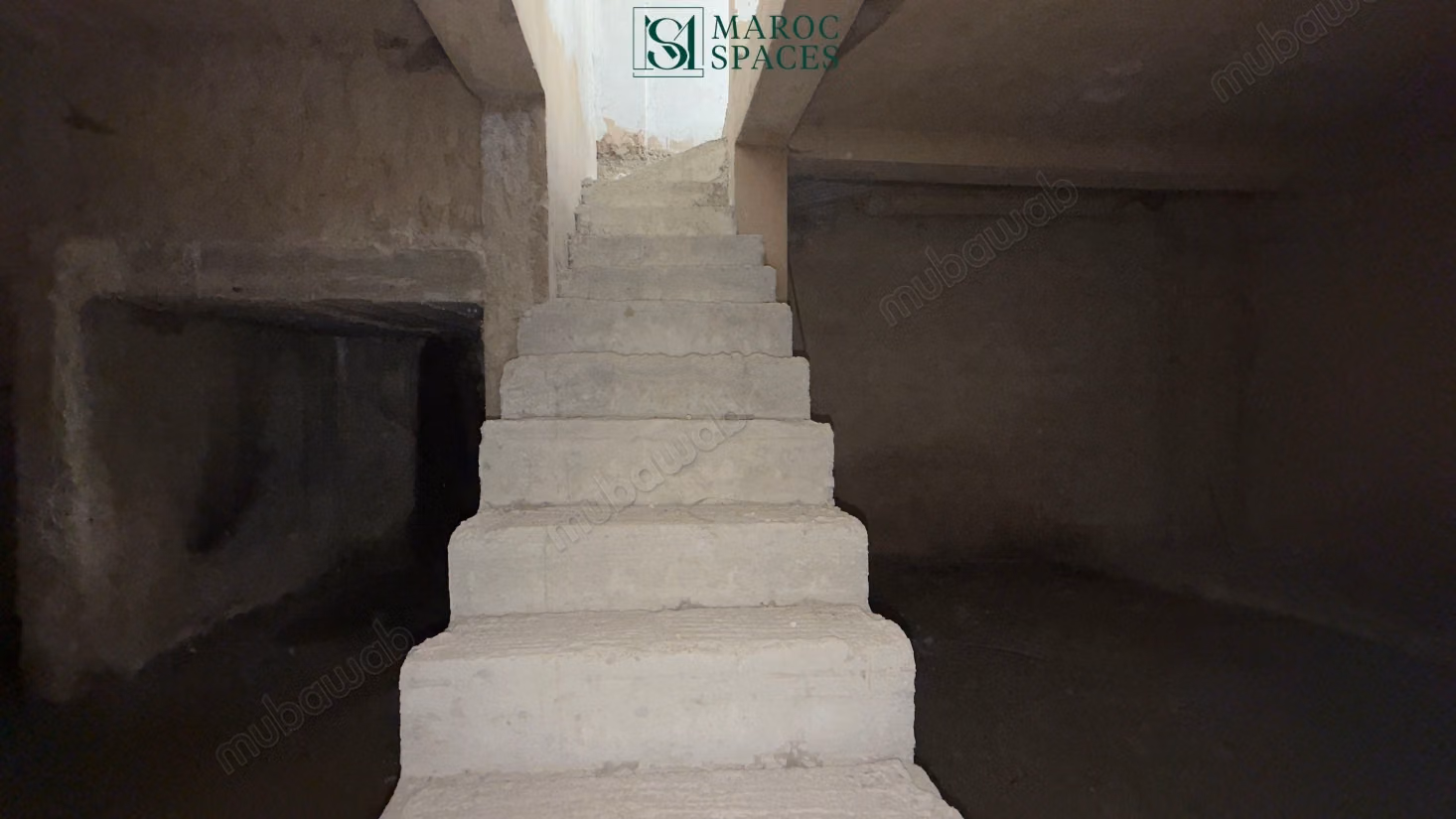 À vendre, locaux commerciaux, 64m², Socrate