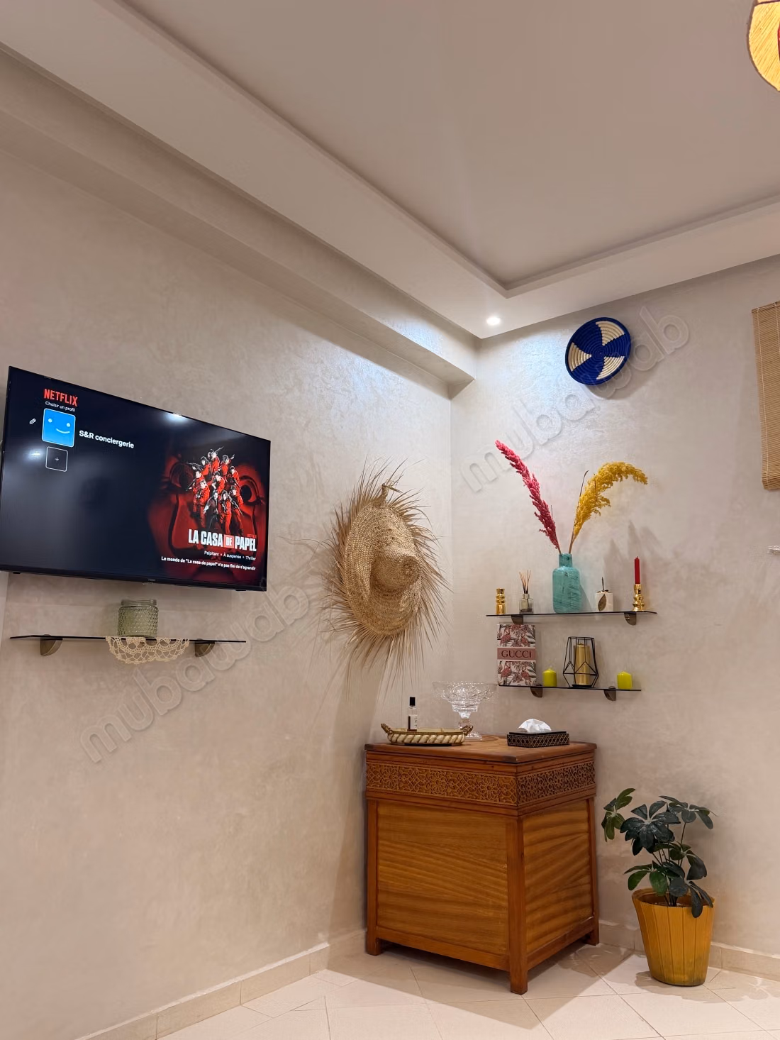 Seasonal rental in Ennakhil Palmeraie. 2 bedrooms. Washing machine