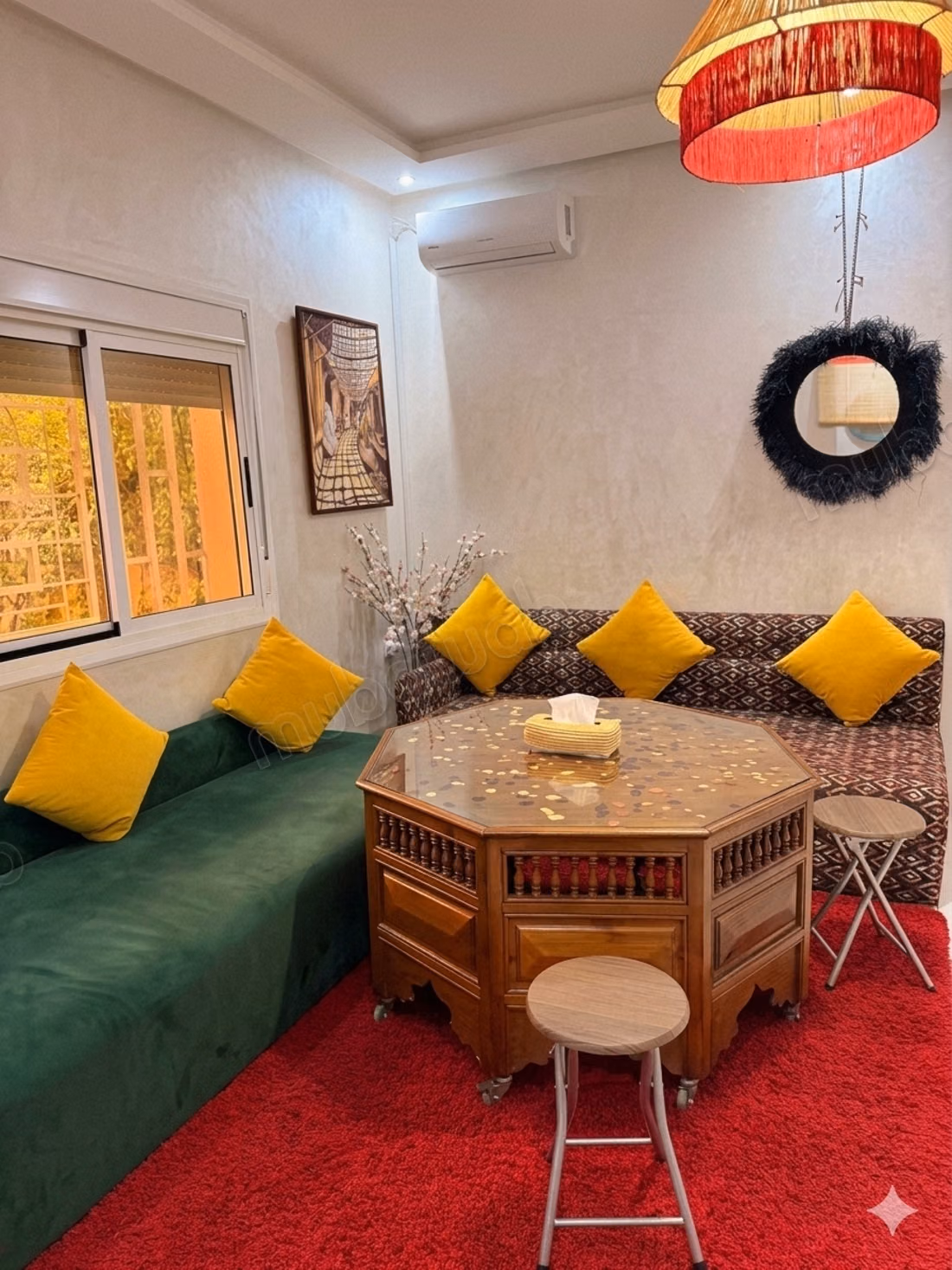 Seasonal rental in Ennakhil Palmeraie. 2 bedrooms. Washing machine