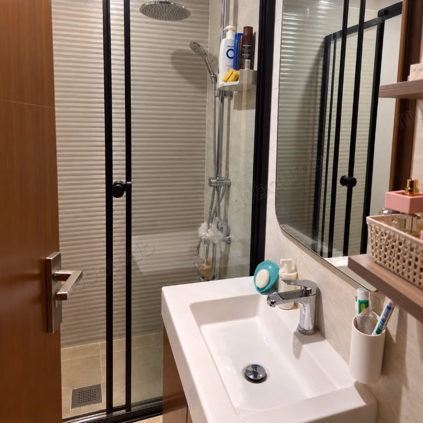 Appartement meublé à louer avec 3 chambres et 2 salles de bains dans le quartier de Wilaya à Tétouan