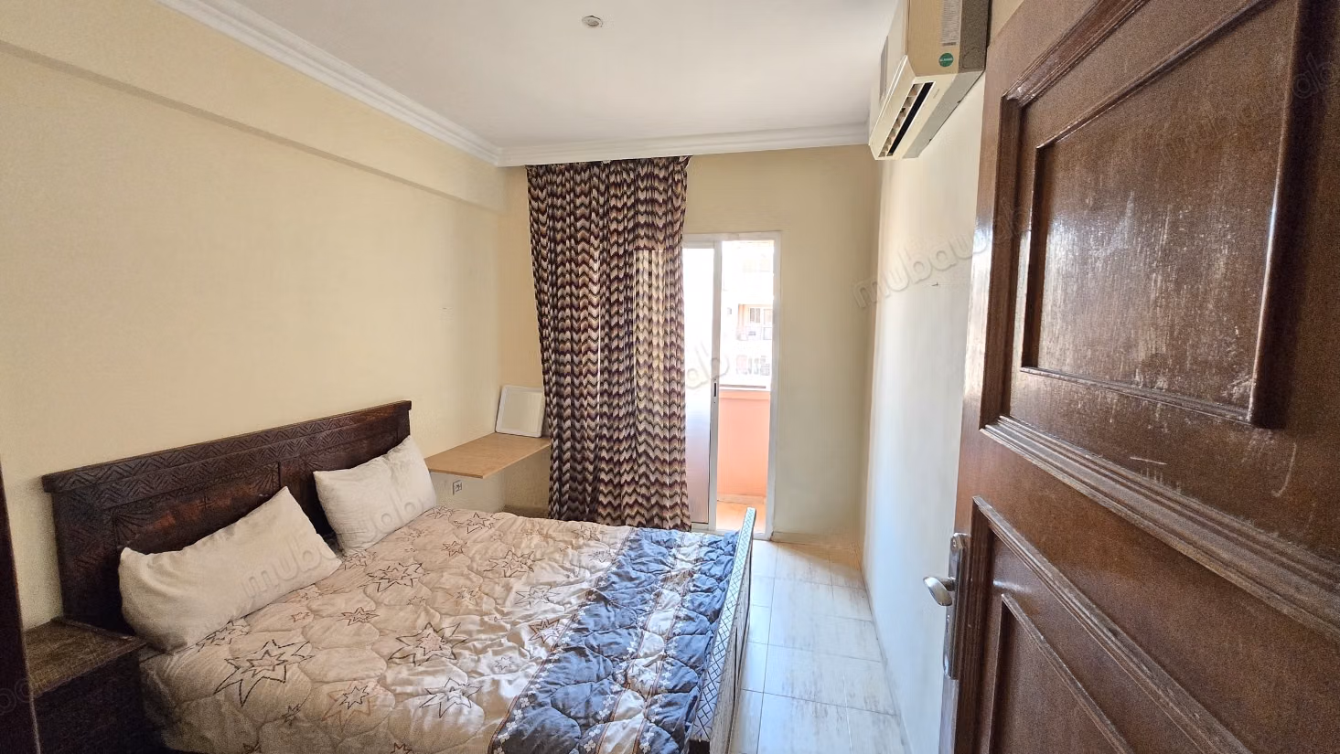 Appartementen te huur in Guéliz. 2 mooie kamers. Versterkte deur, Marokkaanse woonkamer