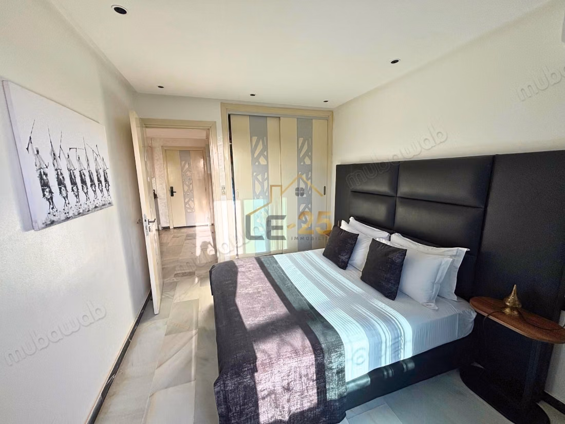 Studio di 50 m² con Terrazza nel Cuore di Victor Hugo