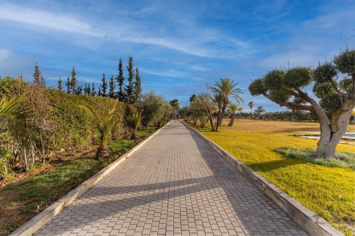 Villa d’exception – 2000m² à Route de l'Ourika 
Marrakech