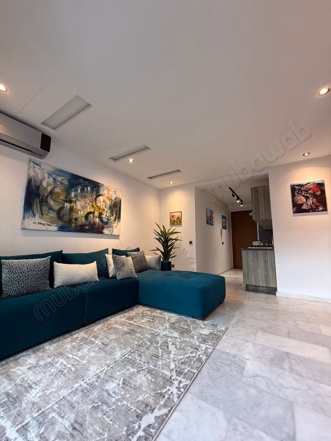 Superbo studio moderno arredato in affitto nel quartiere degli ospedali Anoual Casablanca Marocco