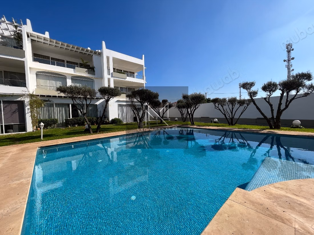 Apartamento en Alquiler, piscina y Gimnasio