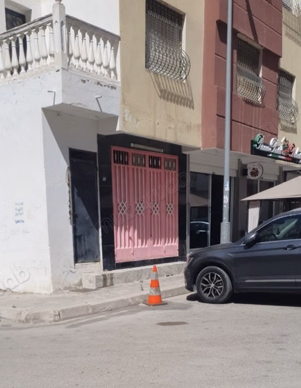 Commercial premises for sale in Tanja Balia. Total area 25 m²