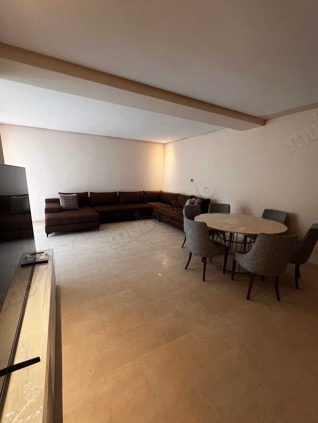 Subliem gemeubileerd appartement met 3 kamers in Ain Diab