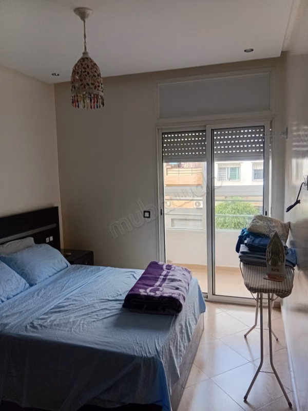 Sublime apartamento amueblado con 3 habitaciones en Ain Diab