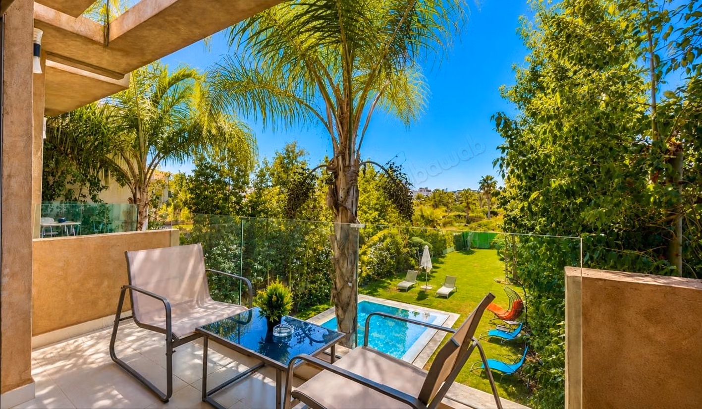 Luxury villa rental on Route Amizmiz. 4 comfortable rooms. Well furnished