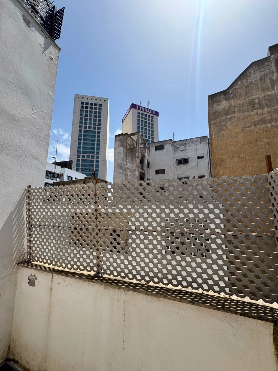 Estudio excepcional con terraza - vista al twin center, Gauthier Superior