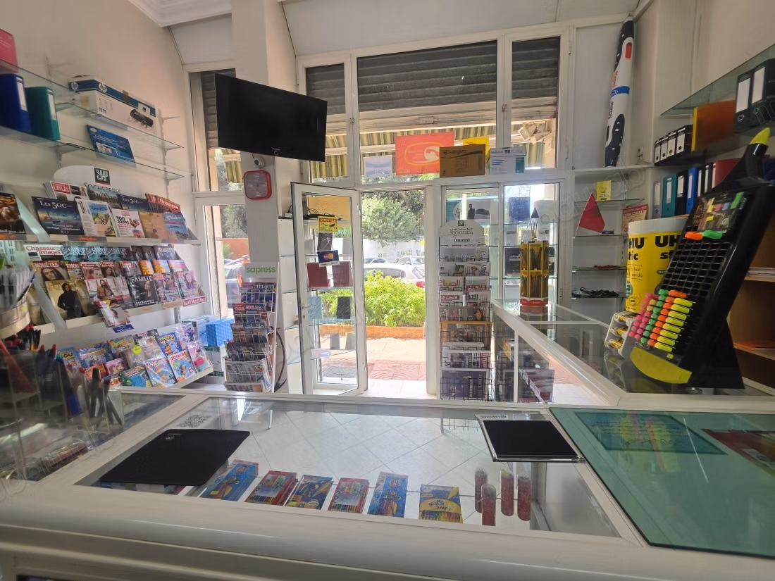 Mooie winkel te koop in Palmier. Oppervlakte 29 m². Airconditioning