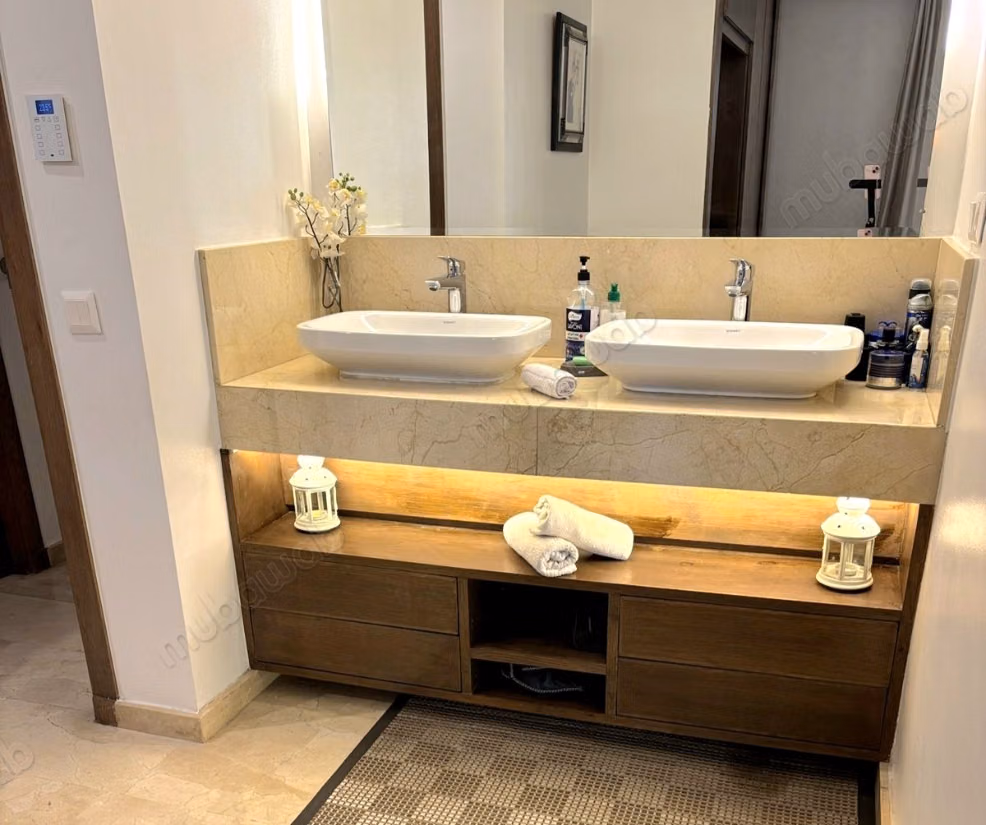 Huur Appartement met 3 gemeubileerde slaapkamers van 169 m² – Anfa Boulevard, Casablanca