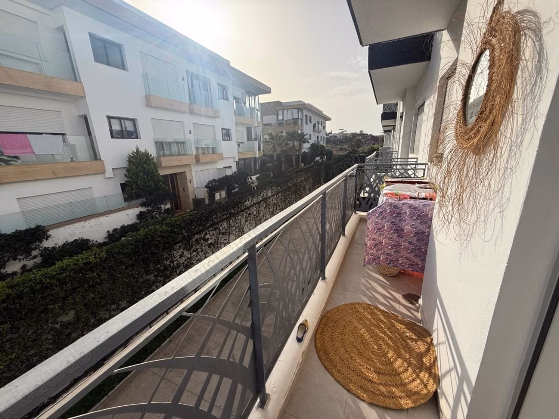 Rent this apartment in Dar Bouazza. 1 Room. Furnished