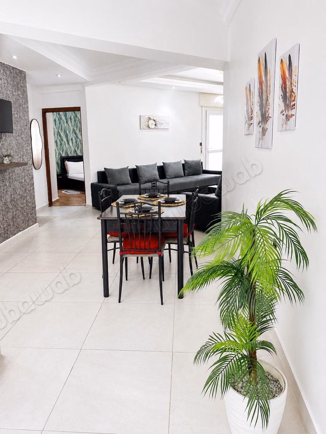 Apartment by the seaside