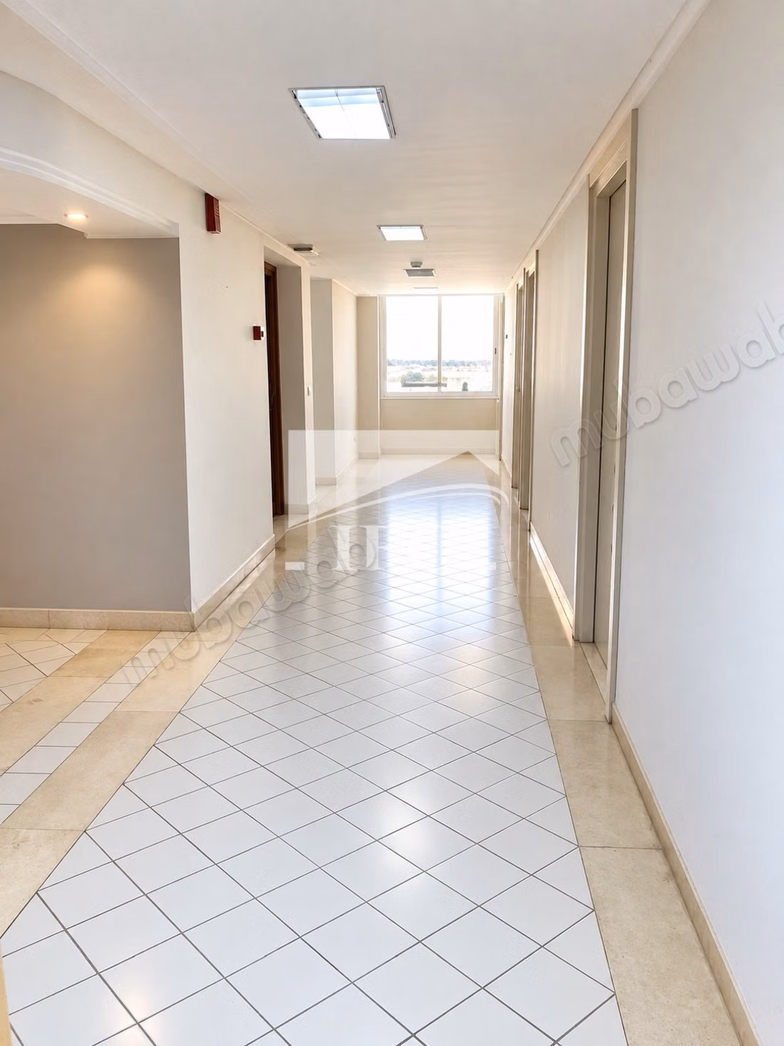 Bureau en 10 espaces 420m² CUN IFCU117