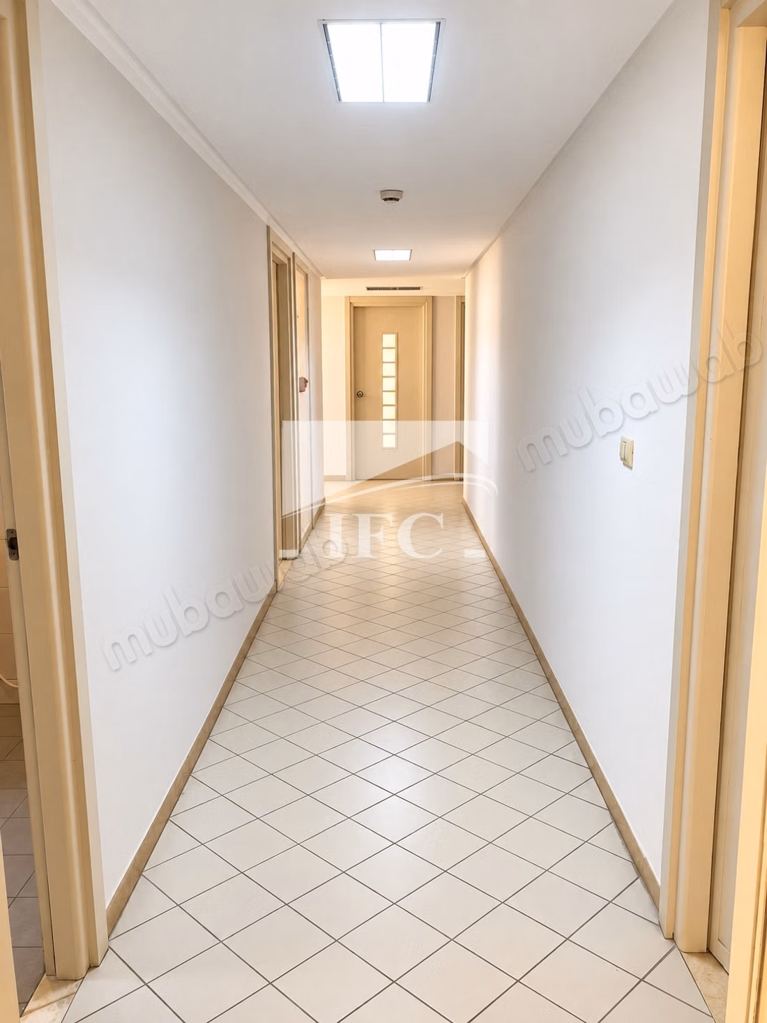 Bureau en 10 espaces 420m² CUN IFCU117