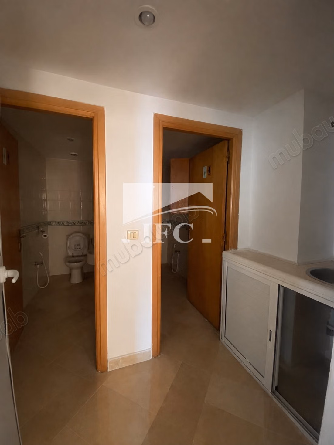 Bureau en 7 espaces 180m² Montplaisir IFCM256