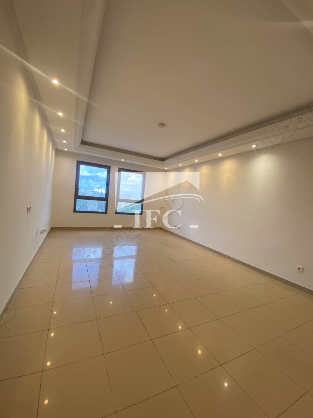 Bureau en 4 espaces 118m² Montplaisir IFCM254