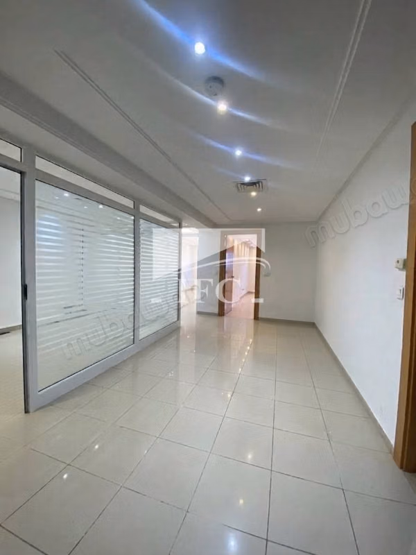 Bureau en 4 espaces 118m² Montplaisir IFCM254