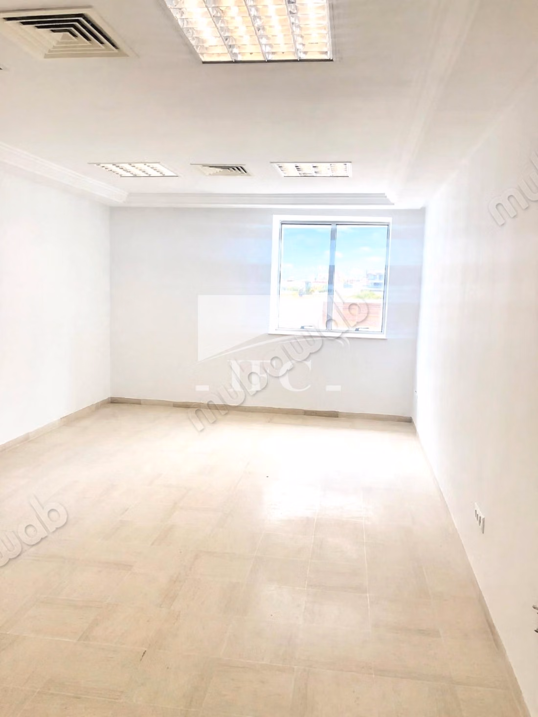 Ufficio in 4 spazi 110m² CUN IFCU229