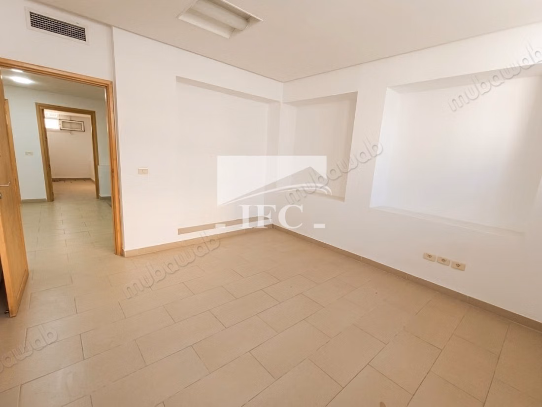 Ufficio in affitto 300m² Ariana El Menzah 1 IFCA174