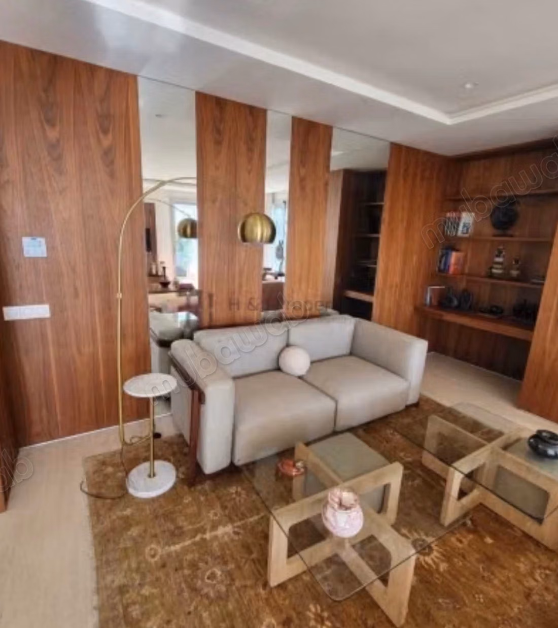 À louer appartement meublé avec grand terrasse à cfc