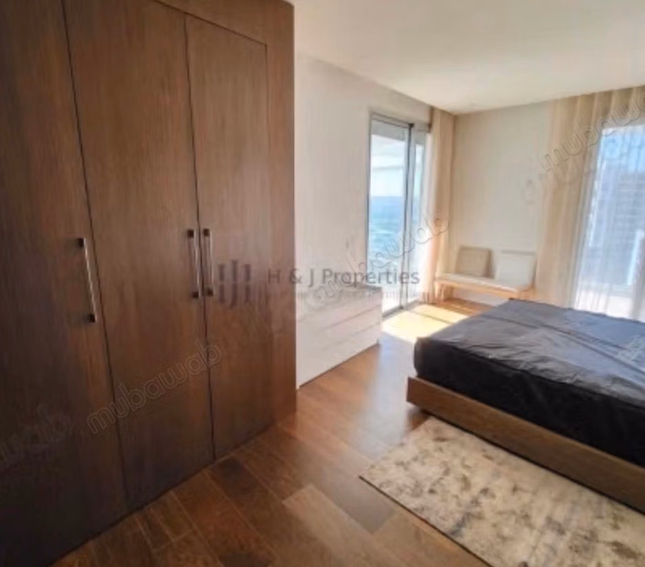 À louer appartement meublé avec grand terrasse à cfc