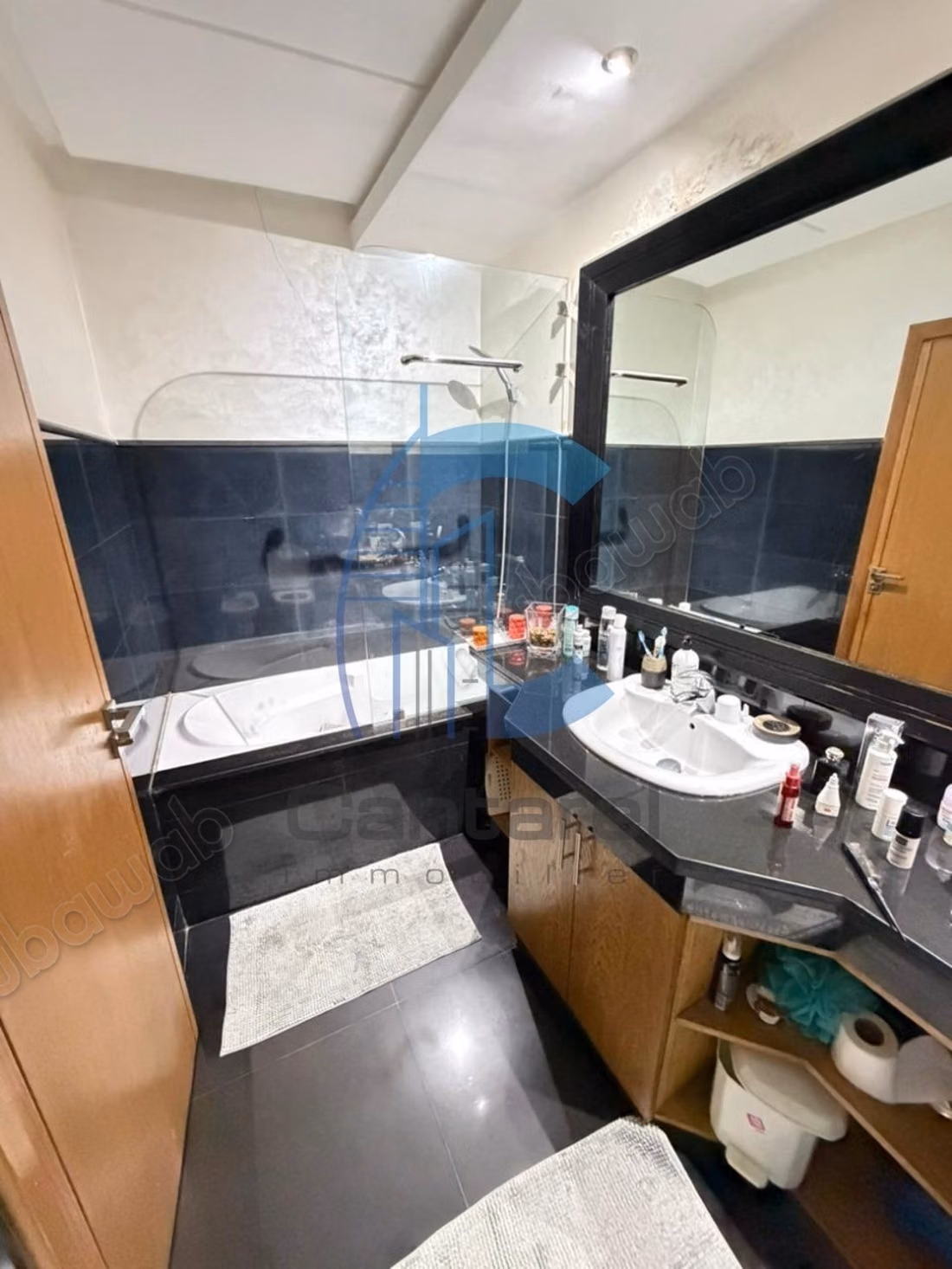 À vendre appartement 167m² 
les hopitaux