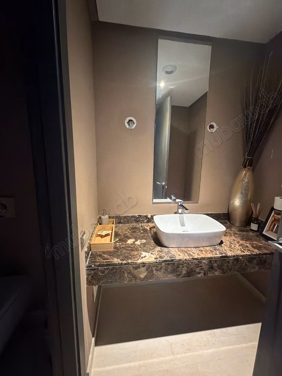 Apartamento en planta baja en alquiler en Ain Diab. 3 habitaciones