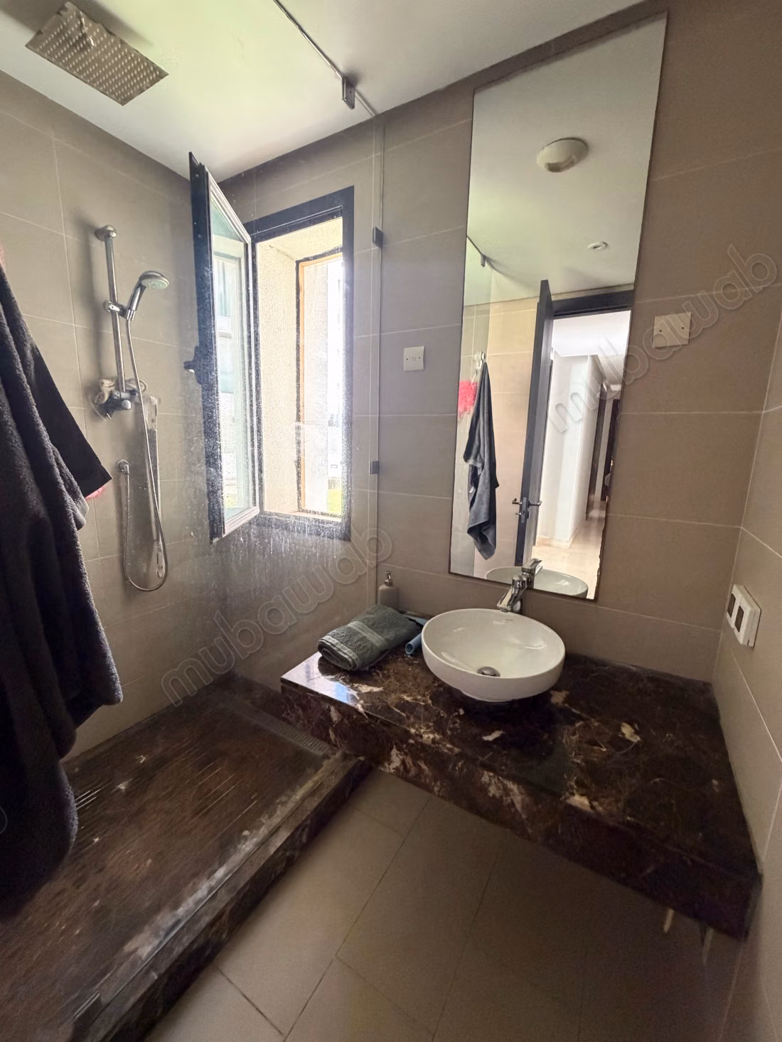 Apartamento en planta baja en alquiler en Ain Diab. 3 habitaciones