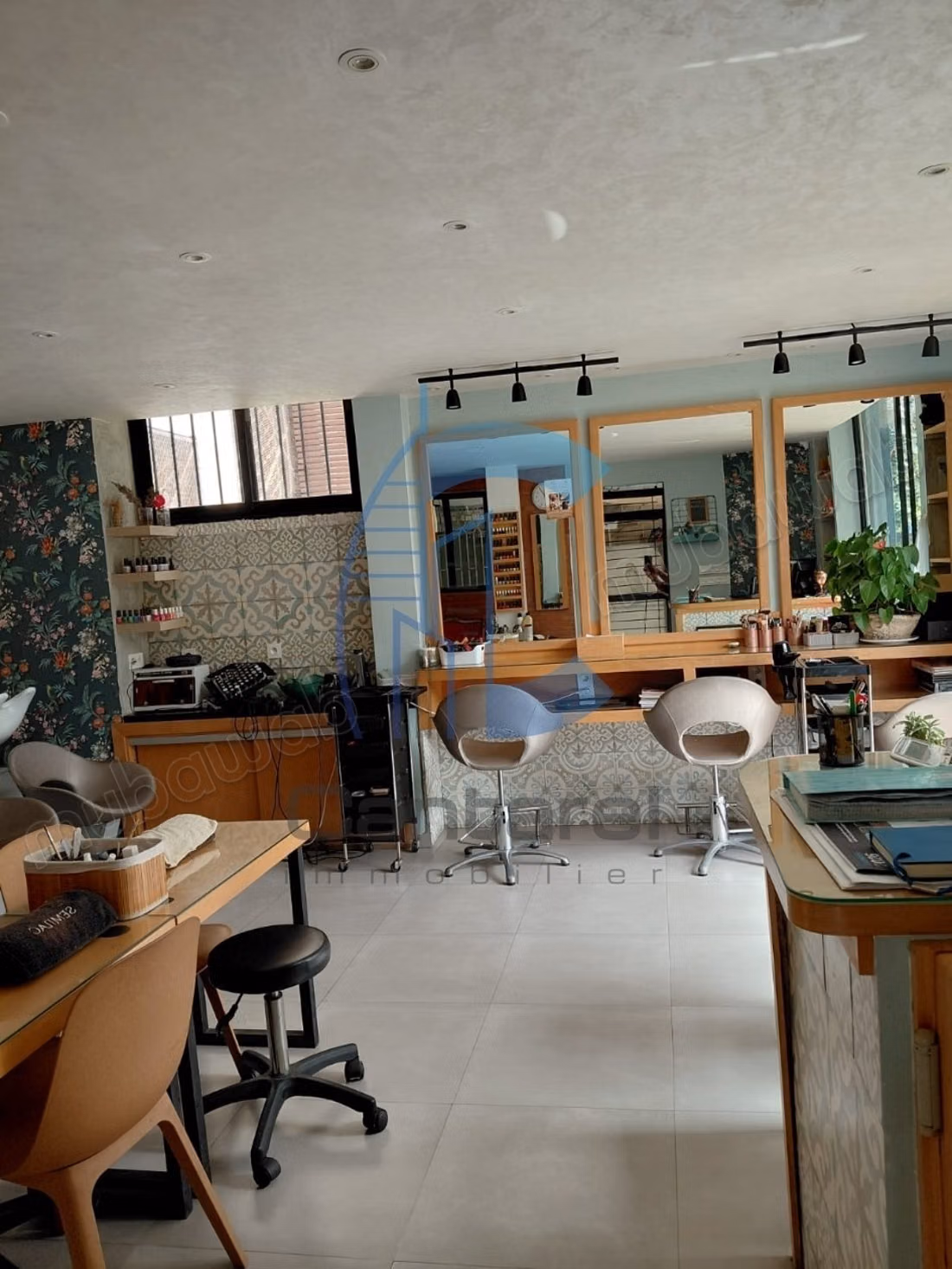 Salón de peluquería en venta - Ain Diab