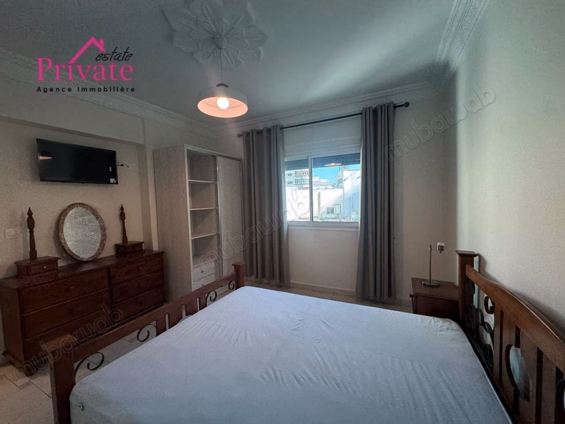 Location Appartement 69m² boulevard Tanger 
Ref: LM857